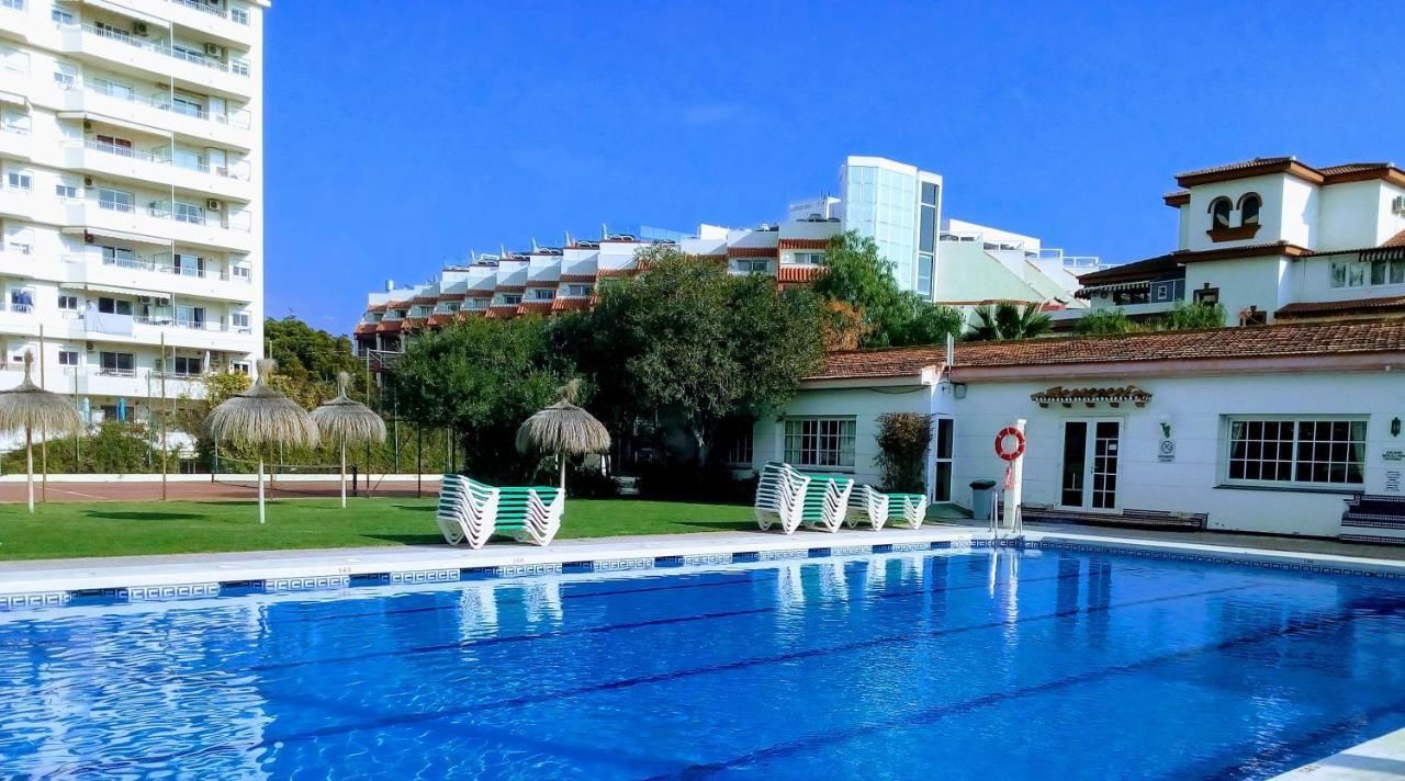 Apartamentos Caravane Torremolinos Exteriör bild